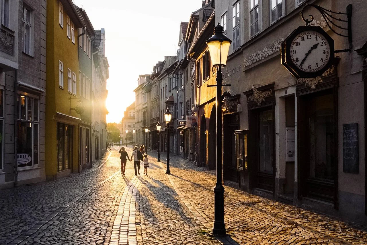 buildings, sunset, town-2602324.jpg